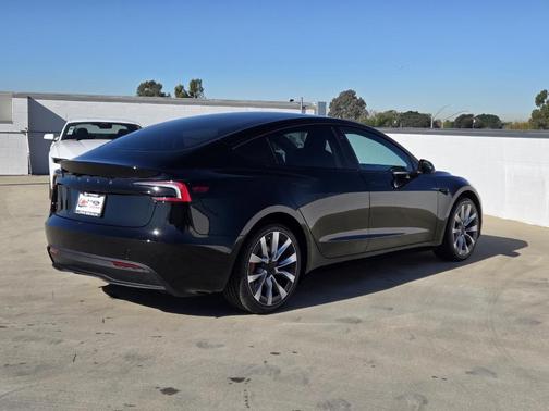 2025 Tesla Model 3 Long Range