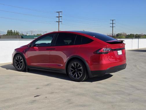 2022 Tesla Model X Base