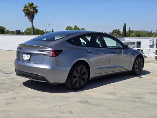 Quicksilver 2025 Tesla Model 3 Long Range