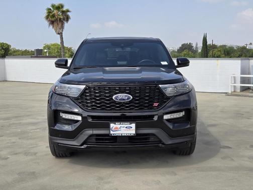 Black Metallic 2021 Ford Explorer ST