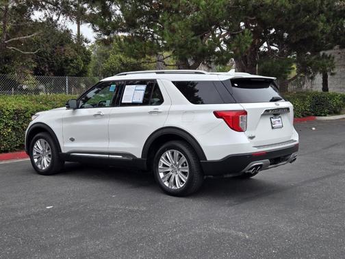 2022 Ford Explorer King Ranch