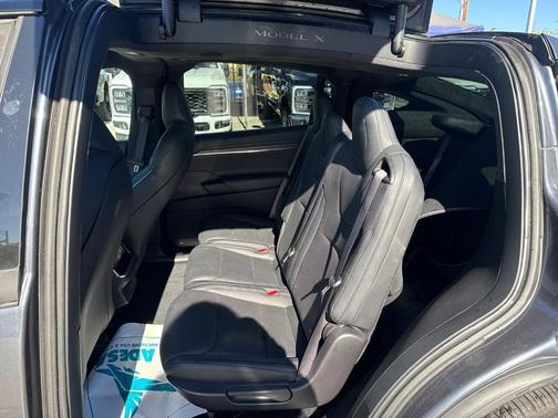 2022 Tesla Model X Base
