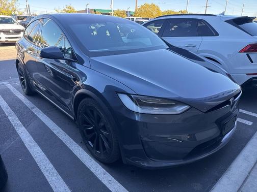 2022 Tesla Model X Base