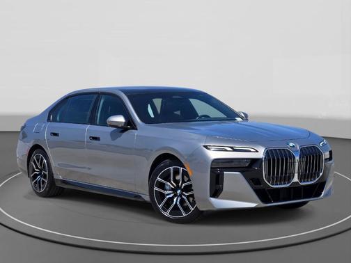 Gray Metallic 2023 BMW 740 i