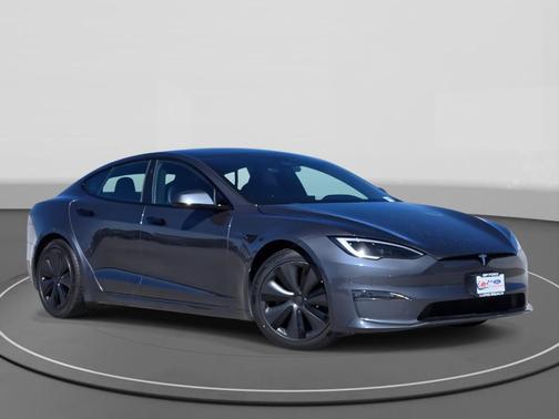 2022 Tesla Model S Plaid