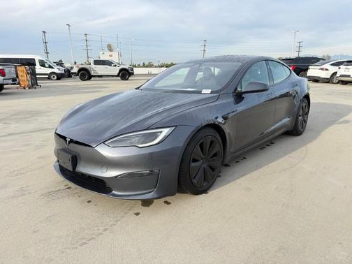 2022 Tesla Model S Plaid
