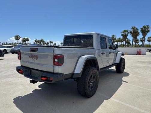 Billet Silver Metallic Clearcoat 2021 Jeep Gladiator Mojave