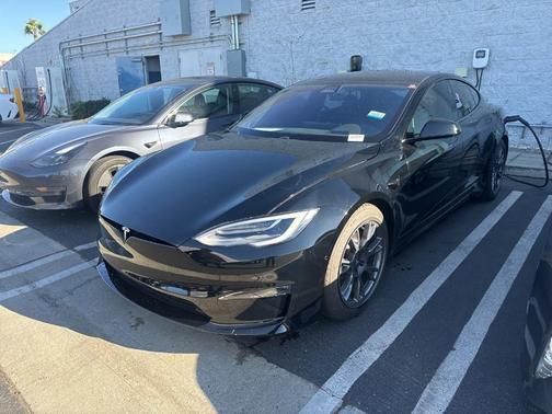 2022 Tesla Model S Base