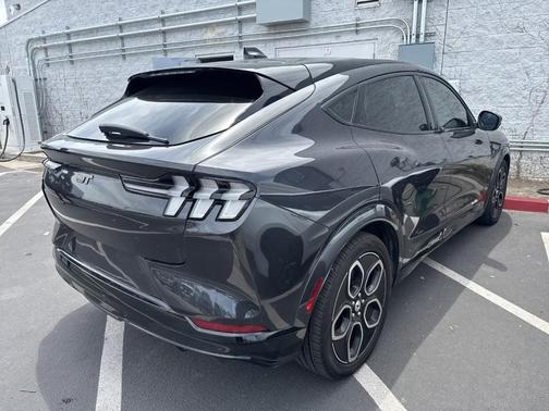 2021 Ford Mustang Mach-E GT