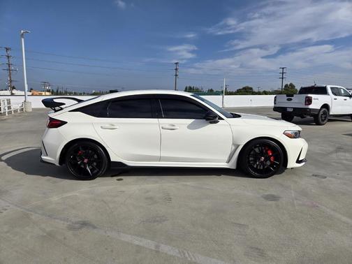 2025 Honda Civic Type R Base