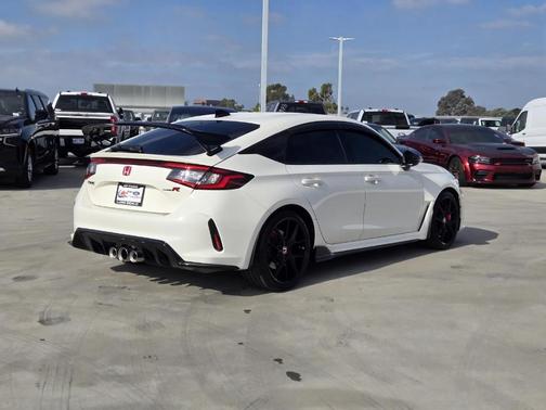 2025 Honda Civic Type R Base