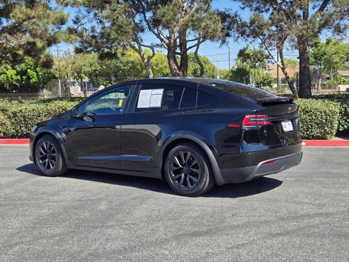 2022 Tesla Model X Plaid