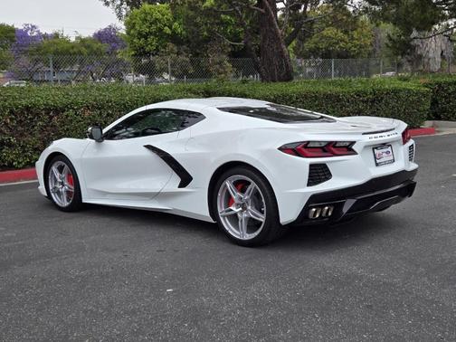2023 Chevrolet Corvette Stingray w/1LT