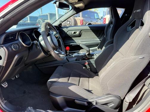 2017 Ford Shelby GT350 Base