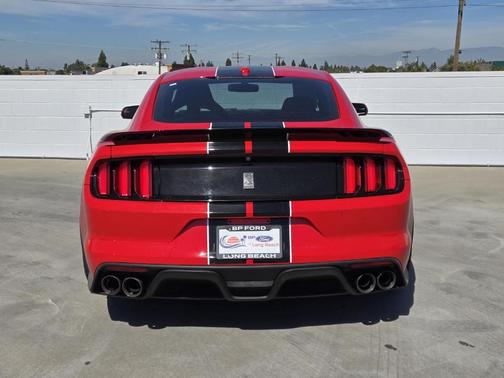 2017 Ford Shelby GT350 Base