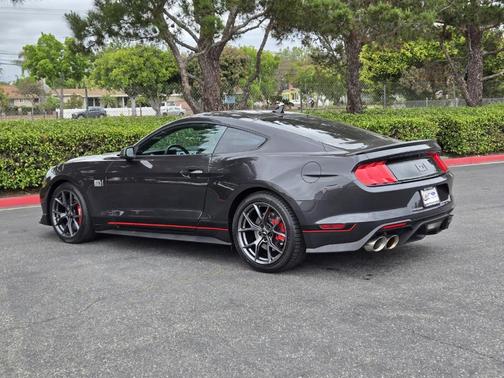 2022 Ford Mustang Mach 1