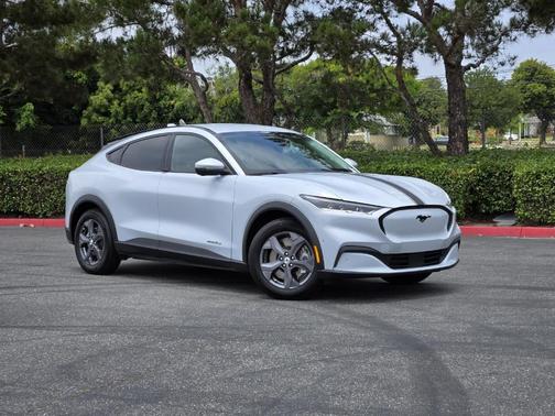 2021 Ford Mustang Mach-E Select