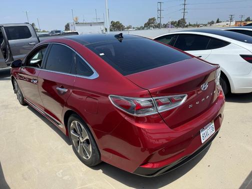 2018 Hyundai SONATA Hybrid Limited