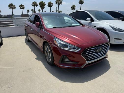 2018 Hyundai SONATA Hybrid Limited