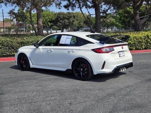 2024 Honda Civic Type R Base