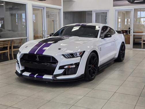 2020 Ford Shelby GT500 Base