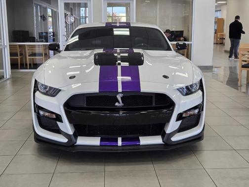 2020 Ford Shelby GT500 Base