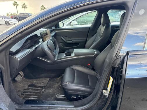 2021 Tesla Model S Plaid