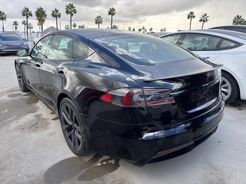 2021 Tesla Model S Plaid