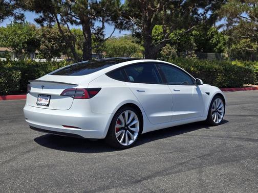 2019 Tesla Model 3 Long Range