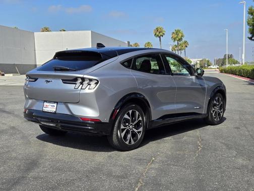 2021 Ford Mustang Mach-E Premium
