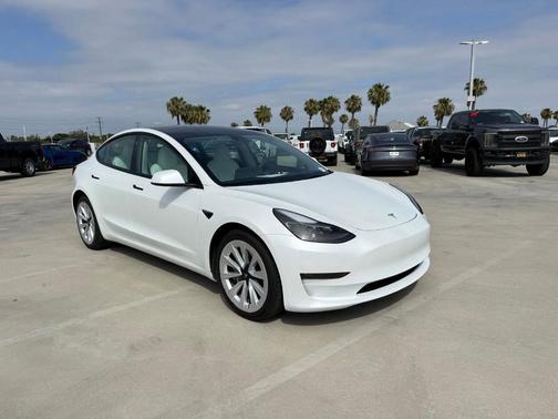 White 2023 Tesla Model 3 Base