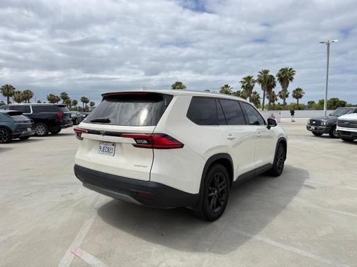 Cream 2024 Toyota Grand Highlander LIMITED