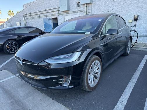 2020 Tesla Model X Long Range