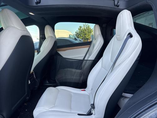 2020 Tesla Model X Long Range