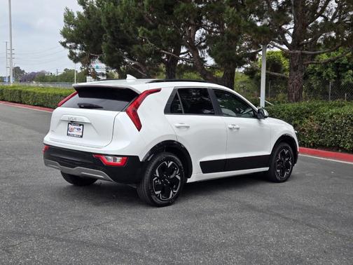 2023 Kia Niro EV Wind