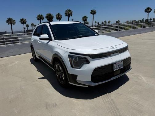 2023 Kia Niro EV Wind