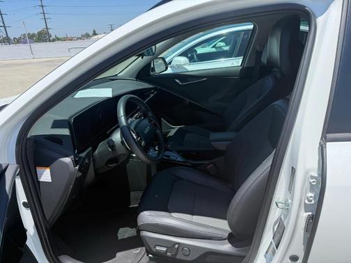 2023 Kia Niro EV Wind