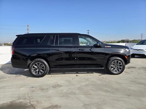 2024 Chevrolet Suburban Z71