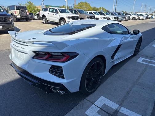 2022 Chevrolet Corvette Stingray w/1LT
