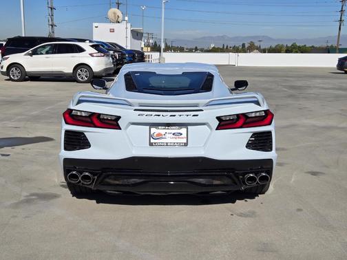 2022 Chevrolet Corvette Stingray w/1LT
