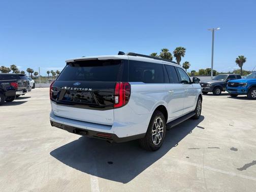 Silver Metallic 2025 Ford Expedition Max Active