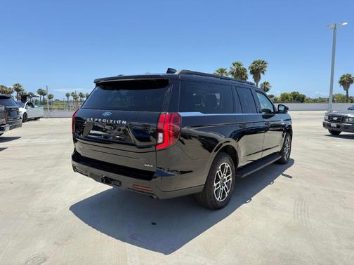 Black Metallic 2025 Ford Expedition Max Active