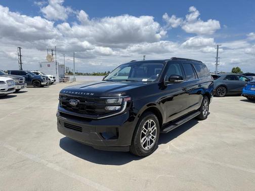Black Metallic 2025 Ford Expedition Max Active
