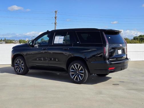 2023 Cadillac Escalade Sport