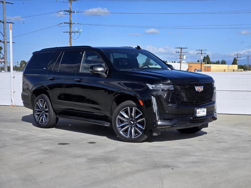 2023 Cadillac Escalade Sport