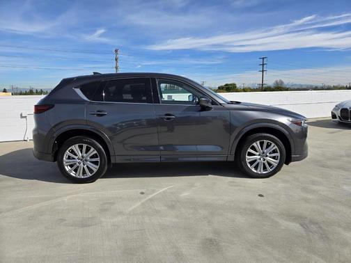 2023 Mazda CX-5 Signature