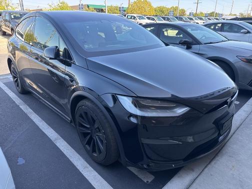 2022 Tesla Model X Plaid