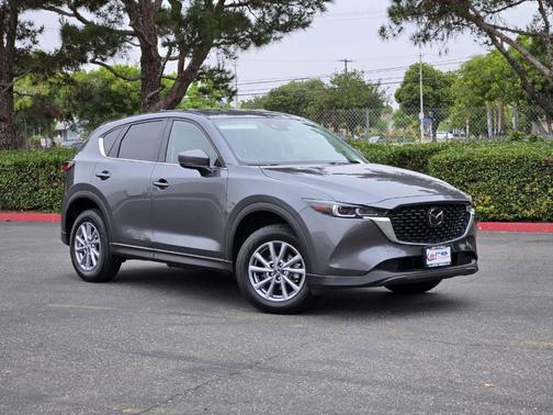 2023 Mazda CX-5 2.5 S Preferred Package