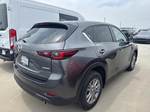 2023 Mazda CX-5 2.5 S Preferred Package
