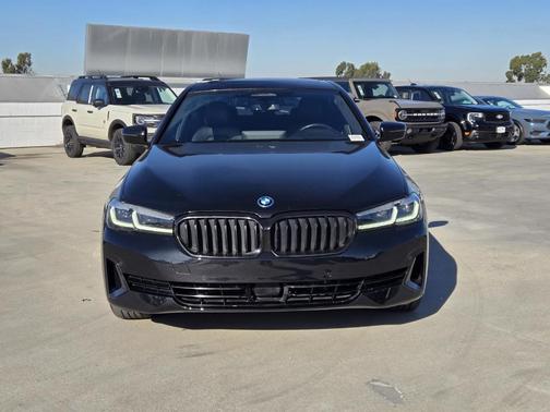 2022 BMW 530e 530e